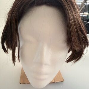 Elegant Short Brown Wig for Women